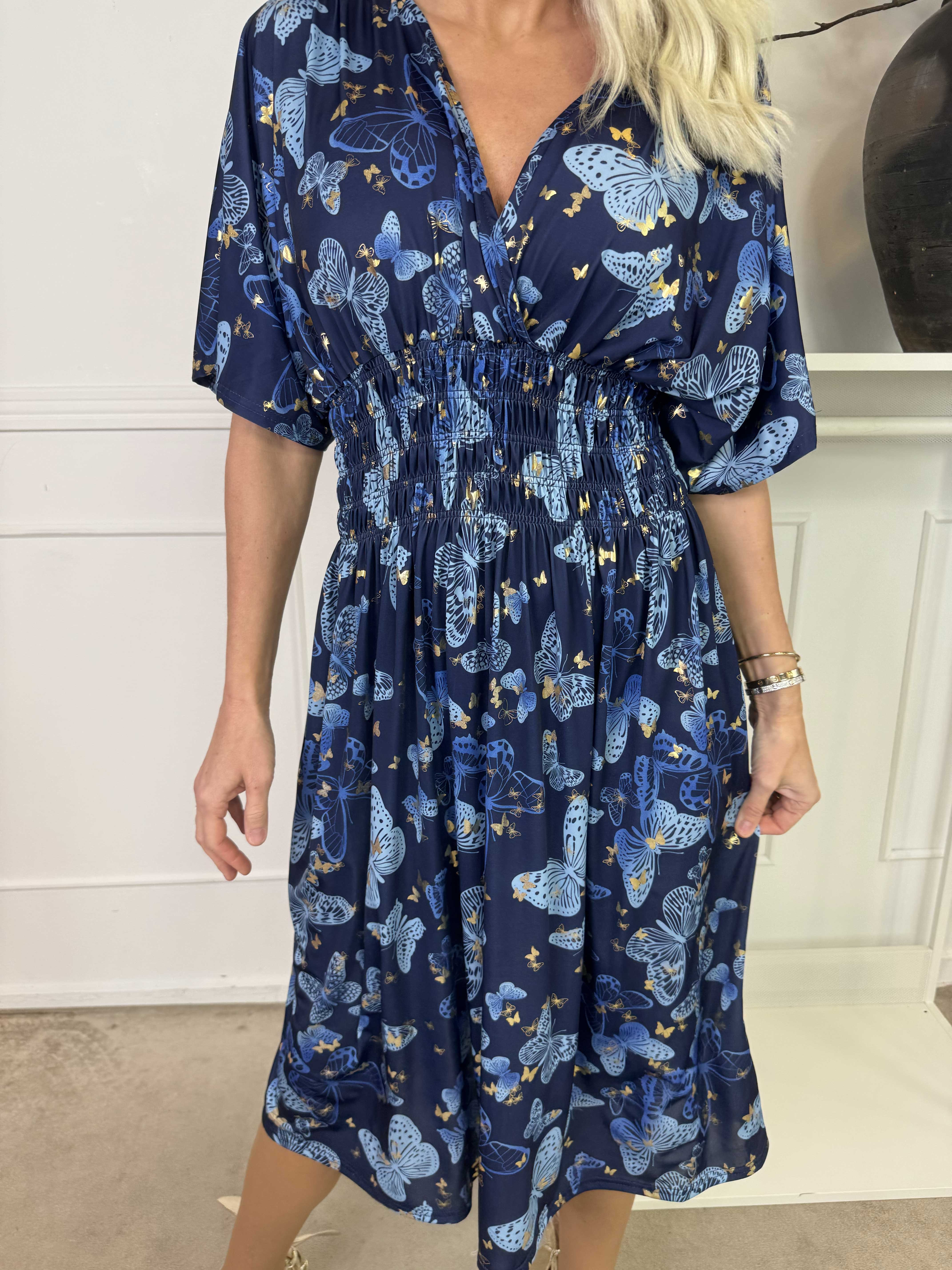 Pams Butterfly Midi S/S - Elastisk kjole med sommerfugleprint